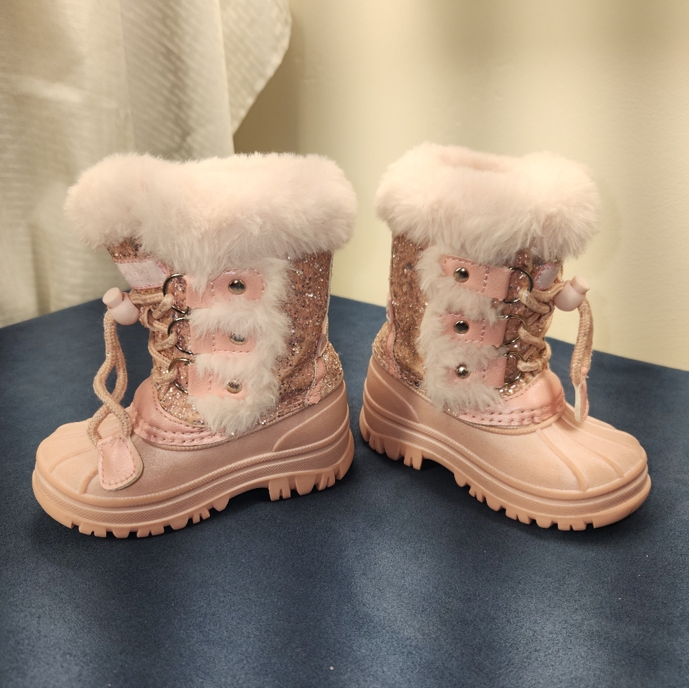 London Fog Toddler Pink Glitter Snow Boots Size 6.  #X15